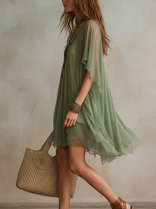 Vestido Mini Fluido de Chiffon Verde con Escote en V