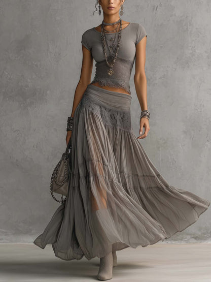 Conjunto de Top de Encaje Transparente Gris y Falda Maxí Plisada