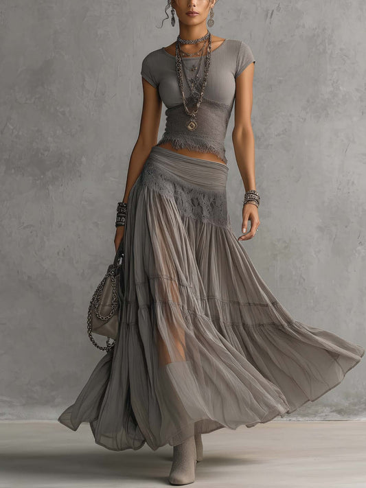 Conjunto de Top de Encaje Transparente Gris y Falda Maxí Plisada