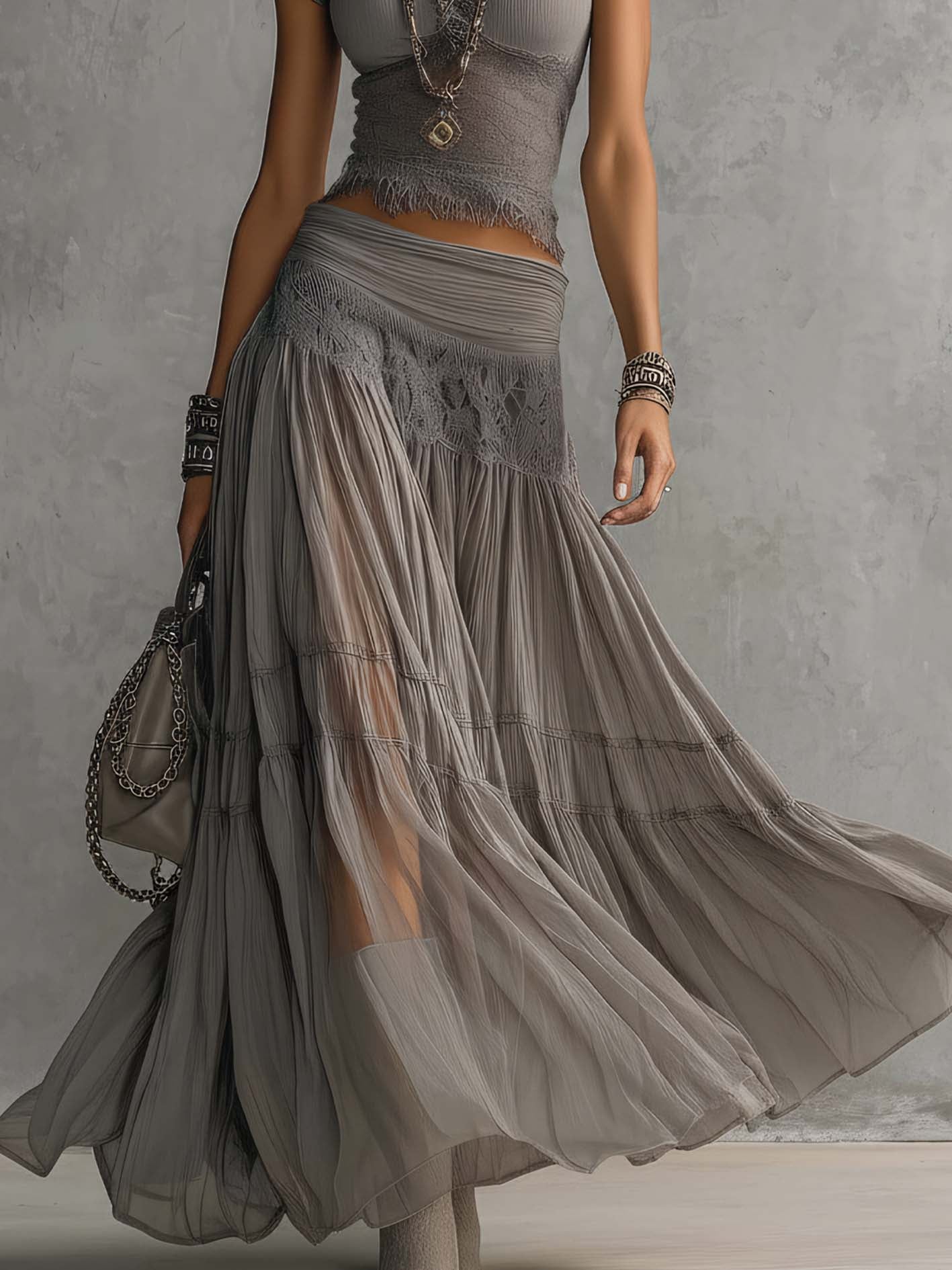 Conjunto de Top de Encaje Transparente Gris y Falda Maxí Plisada