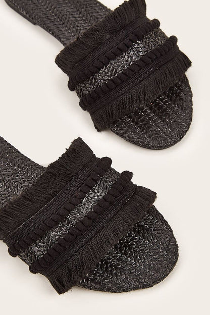 Zapatillas con Flecos