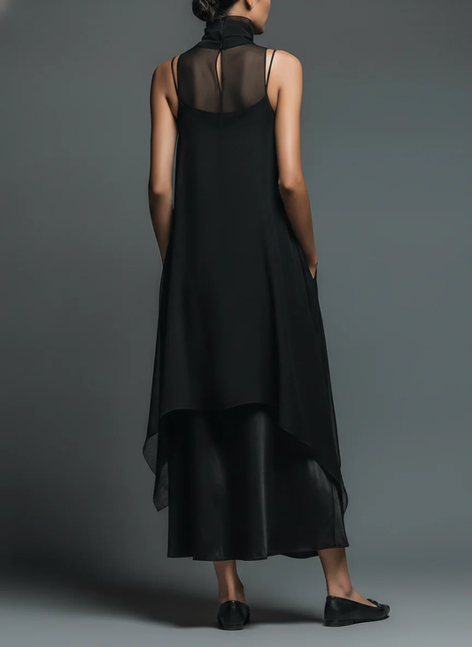 Vestido Largo Minimalista Negro de Fibra de Acetato Imitado, Combinado con un Cubresuelos de Chiffon - Conjunto de Dos Piezas