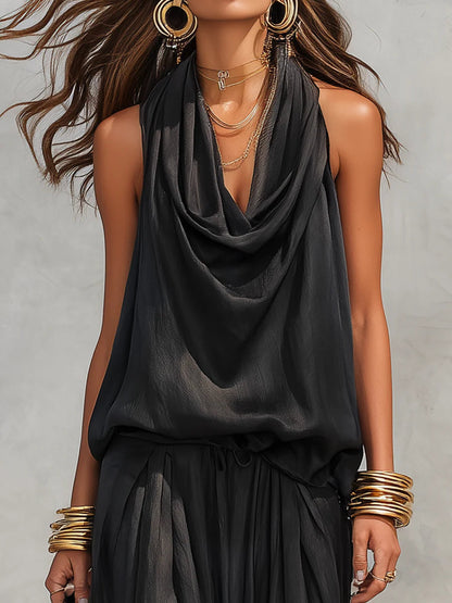 Conjunto de Top Sin Mangas con Cuello Halter y Pantalones Plisados