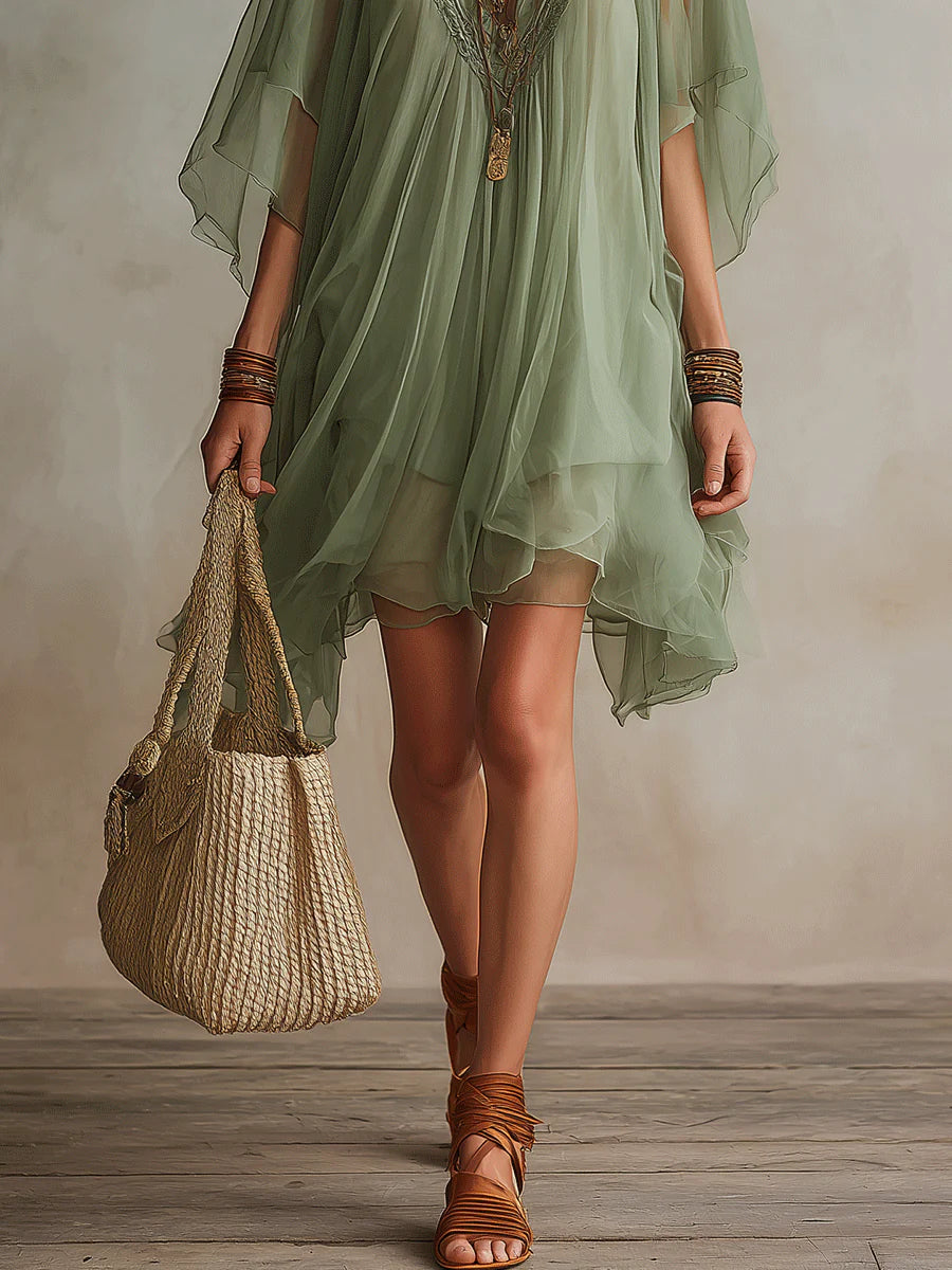 Vestido Mini Fluido de Chiffon Verde con Escote en V