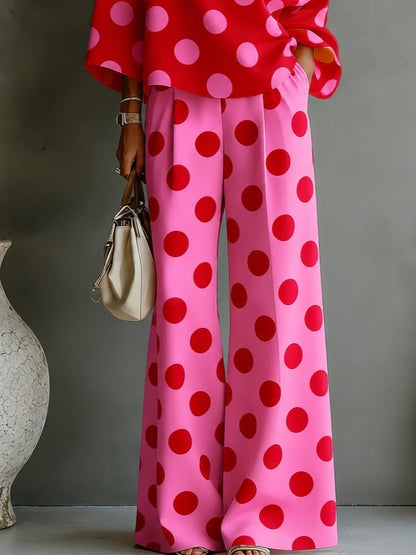 Conjunto de Top Rosa Retro con Lunares y Pantalones de Pierna Ancha