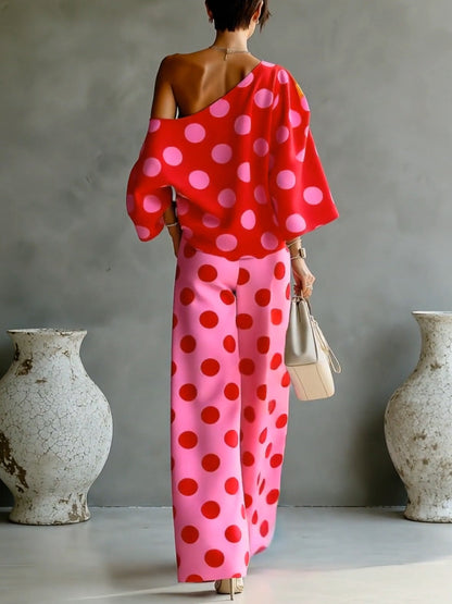 Conjunto de Top Rosa Retro con Lunares y Pantalones de Pierna Ancha