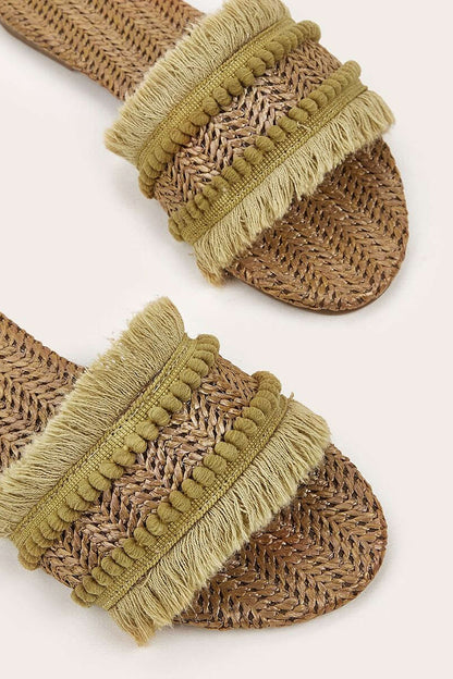 Zapatillas con Flecos